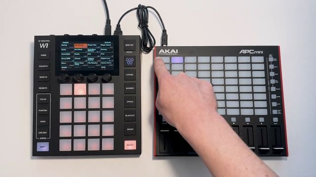 外接 MIDI 键盘输入